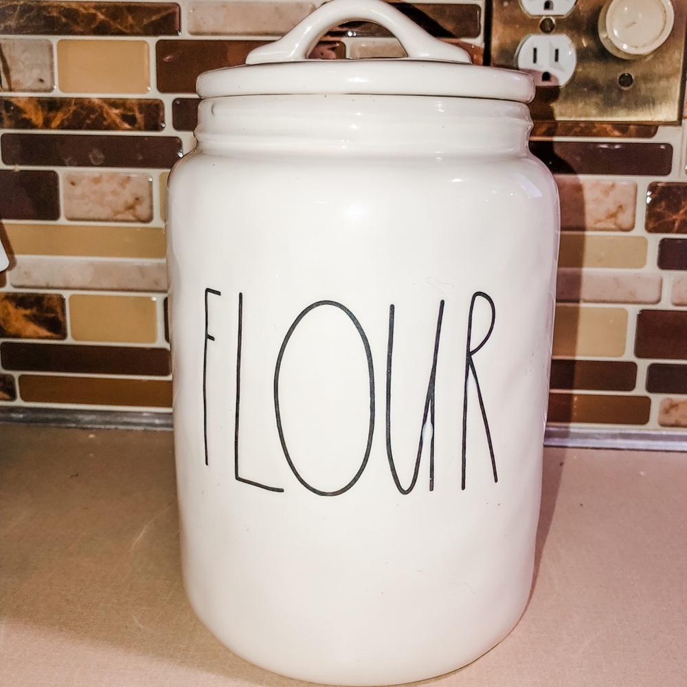 Rae Dunn Large Flour canister from Artisan collection